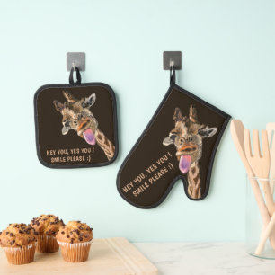 Funny Giraffe Benutzerdefinierter Text und Farbe Ofenhandschuh & Topflappen-Set