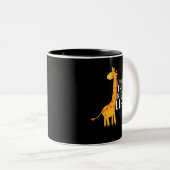 Funny Giraffe Cartoon im Leben Zweifarbige Tasse (VorderseiteRechts)