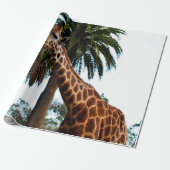 Funny Giraffe, der eine Himbeere gibt, Geschenkpapier (Ungerollt)