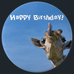 Funny Giraffe Happy Birthday Button<br><div class="desc">Dieses Design enthält ein lustiges und dennoch niedliches Bild einer Giraffe! Ideal für besondere Anlass wie Jubiläen, Geburtstage und mehr. Wenn Sie das Design durch Ändern der Nachricht oder des Schriftartes personalisieren möchten, klicken Sie auf "Design bearbeiten".</div>