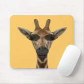 Funny Giraffe Incognito mit trendiger Sonnenbrille Mousepad (Mit Mouse)