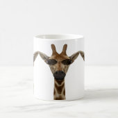 Funny Giraffe Incognito mit trendiger Sonnenbrille Verwandlungstasse (Mittel)