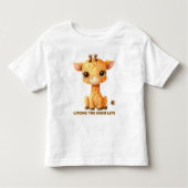 Funny Giraffe Living the High Life Kleinkind T-shirt (Vorderseite)