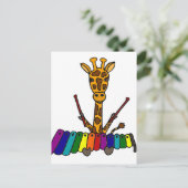 Funny Giraffe Playing Xylophone Cartoon Postkarte (Stehend Vorderseite)