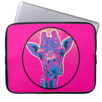 Funny Giraffe stickt seine Zunge heraus