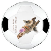 Funny Giraffe Tongue Out and Playful Wink - Lächel Fußball (Gedreht)
