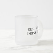 Funny glass Tasse für Typ | Echte Männer trinken T (VorderseiteRechts)