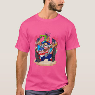 Funny Gnome mit Gitarrensängen und Celebraten 4. T-Shirt