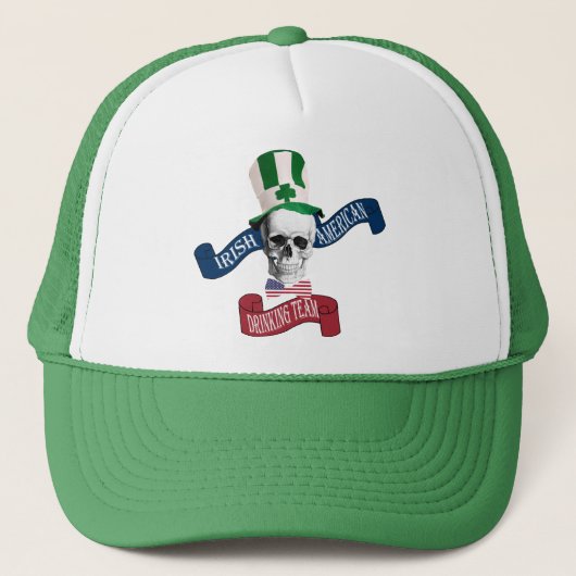 Funny gothic skull Irish St Patrick's Day Truckerkappe (Vorderseite)