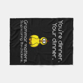 Funny Grammar - Stop Ing The Chickens Shirts  Fleecedecke (Vorderseite (Horizontal))