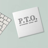 Funny gratuliert dazu, so zu tun, als wäre die Zei Fliese