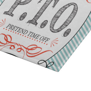 Funny gratuliert dazu, so zu tun, als wäre die Zei Schneidebrett