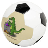 Funny Green Alligator Koch Cartoon Fußball (Dreiviertel)