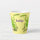 Funny green beten mantis Cartoon Illustration Milchtasse (Vorderseite)