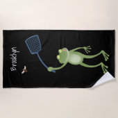 Funny green frog swatfly Cartoon Strandtuch (Vorderseite)
