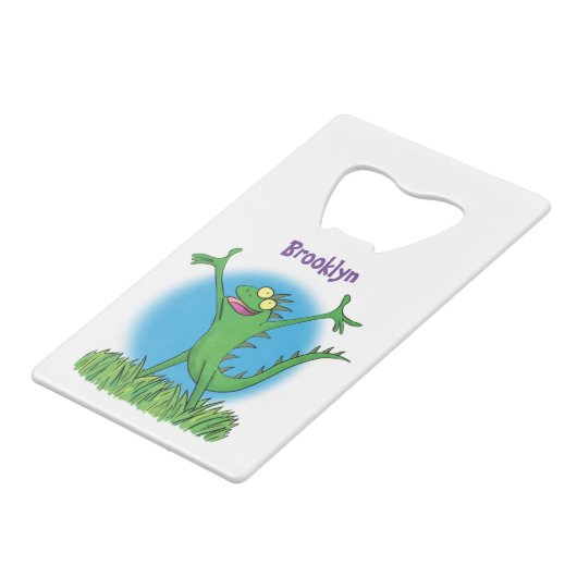 Funny green lächelnd animierte Eidechse Geldbeutel Flaschenöffner (Vorderseite Schrägansicht)