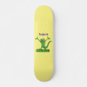 Funny green lächelnd animierte Eidechse Skateboard (Vorne)