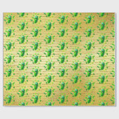 Funny Green Pickleman über Gold Background Geschenkpapier (Flach)