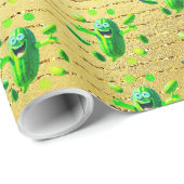 Funny Green Pickleman über Gold Background Geschenkpapier (Rolleneckpunkt)