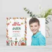 Funny Green & Red Elf Birthday Party Foto Einladung (Stehend Vorderseite)