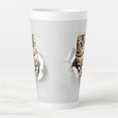 Funny Grey Cat Popping Through Torn Paper Illusion Milchtasse (Vorderseite)