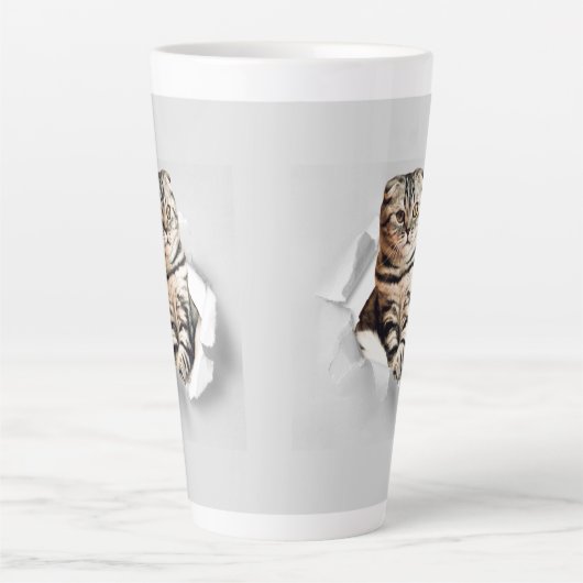 Funny Grey Cat Popping Through Torn Paper Illusion Milchtasse (Vorderseite)