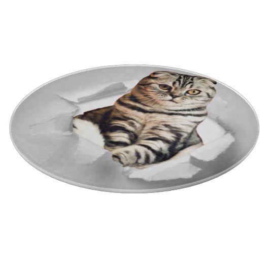 Funny Grey Cat Popping Through Torn Paper Illusion Schneidebrett (Ecke)