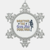 Funny Grey Hair Running Zitat - Älterer Runner Schneeflocken Zinn-Ornament (Vorderseite)