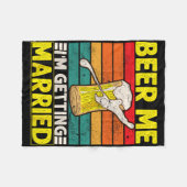 Funny Groom Bachelor Party Beer Me Ich werde Mar Fleecedecke (Vorderseite (Horizontal))