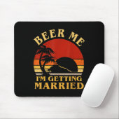 Funny Groom Bride Beer Me Im Getried Bache Mousepad (Mit Mouse)