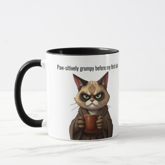 Funny Grumpy Chat in a Robe and Coffee Tasse (Links)