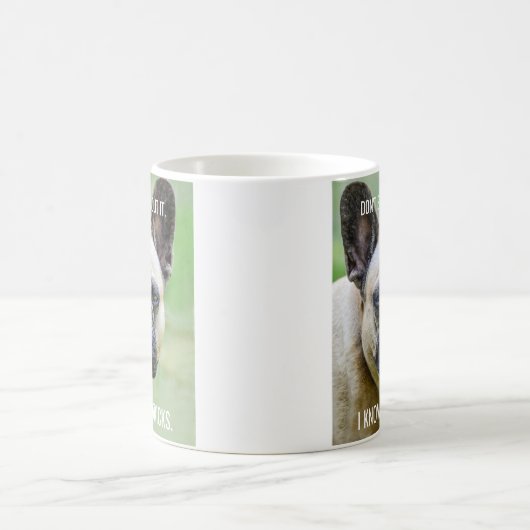 Funny Grumpy Französischer Bulldog I Know Your Tri Kaffeetasse (Mittel)