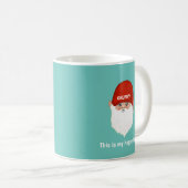 Funny Grumpy Gnome Face auf Aquamarin Kaffeetasse (VorderseiteRechts)