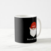 Funny Grumpy Gnome Face on Black Kaffeetasse (VorderseiteRechts)