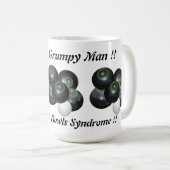 Funny Grumpy Man at Lawn Bowls Design, Kaffeetasse (VorderseiteRechts)