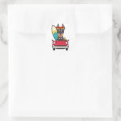 Funny Guard Dog fährt zum Strand Runder Aufkleber (Tasche)