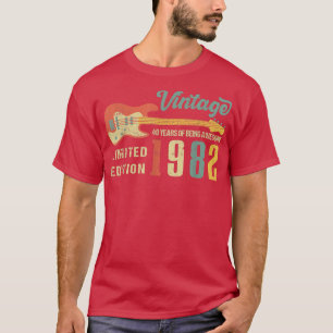 Funny Guitar lovers Vintage 1982 40th Birthday gif T-Shirt