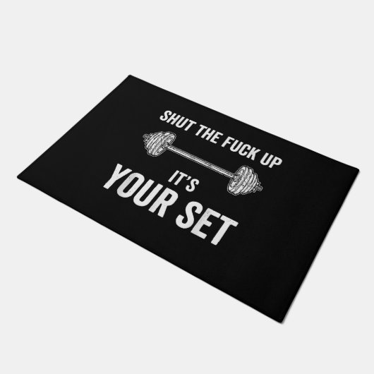 Funny Gym trainiert sein Set Zitat Fußmatte (Schrägansicht)