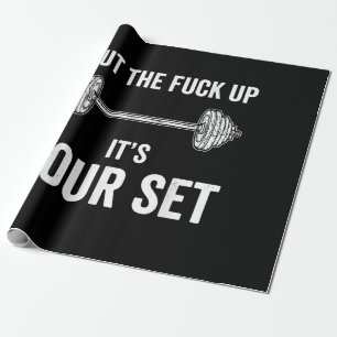 Funny Gym trainiert sein Set Zitat Geschenkpapier