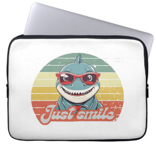 Funny Hai laden Sie zum Lächeln ein Laptopschutzhülle