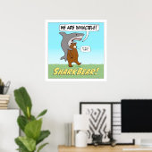 Funny Hai und Bär Unbesiegbares Plakat Poster (Heimbüro)