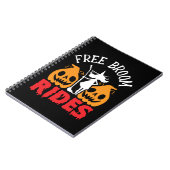 Funny Halloween Free Broom Rides Hexenkürbis Notizblock (Linke Seite)