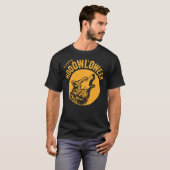 Funny halloween Howl-o-ween beautiful wolf howling T-Shirt (Vorne ganz)