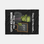 Funny Halloween Monster Math Pun, Lehrer Spaß Fleecedecke (Vorderseite (Horizontal))