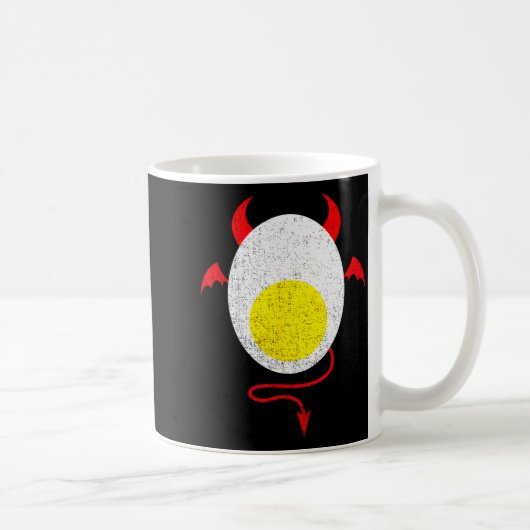 Funny Halloween Shirt Devil Egg Yolk Food Lover La Kaffeetasse (Rechts)