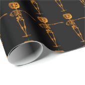 Funny Halloween Skeleton Dancer Geschenkpapier (Rolleneckpunkt)