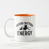 Funny Halloween Witch Phrase Zweifarbige Tasse (Links)