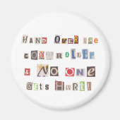 Funny Hand über Controller Ransom Note Collage Magnet (Vorne)