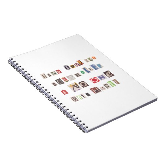 Funny Hand über Controller Ransom Note Collage Notizblock (Rechte Seite)