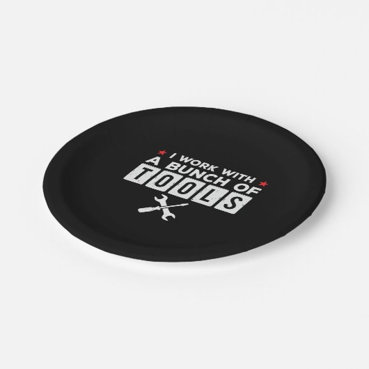 Funny Handyman Carpenter Geschenk - Ich arbeite mi Pappteller (Schrägansicht)